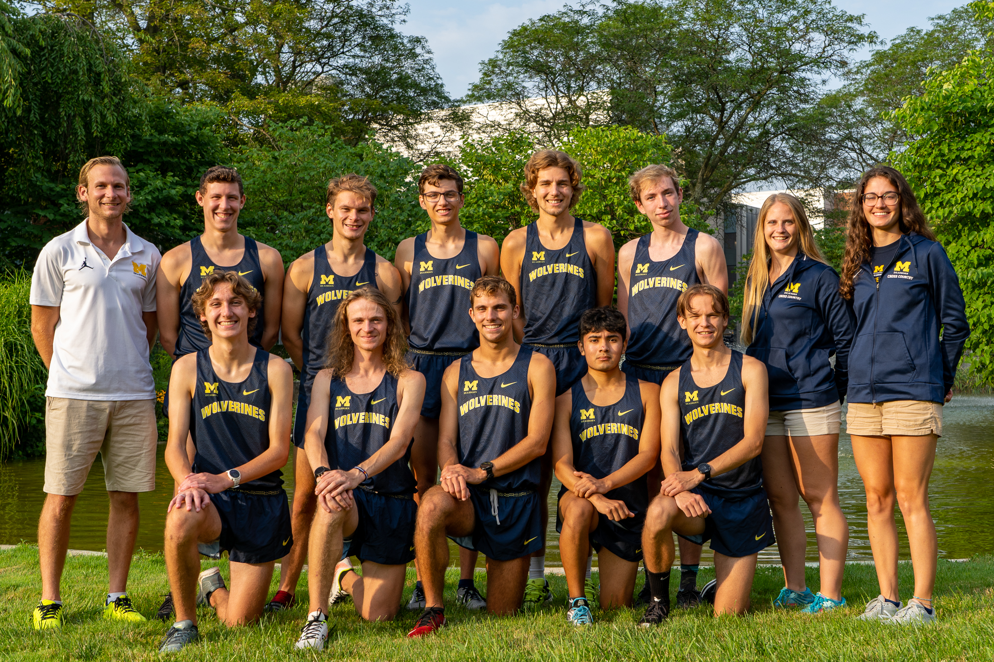 Men's Cross Country finishes 5th in the Calvin Knight Invitational