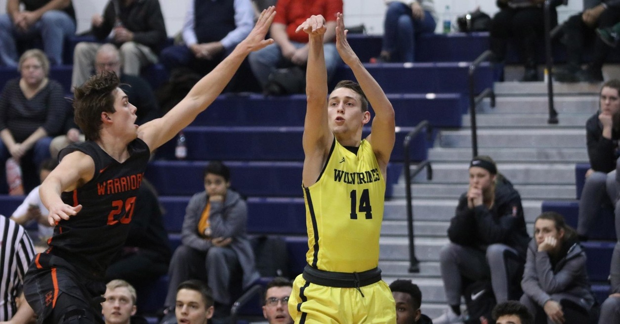 Wolverines hit 12 from deep in win over No. 13 Warriors
