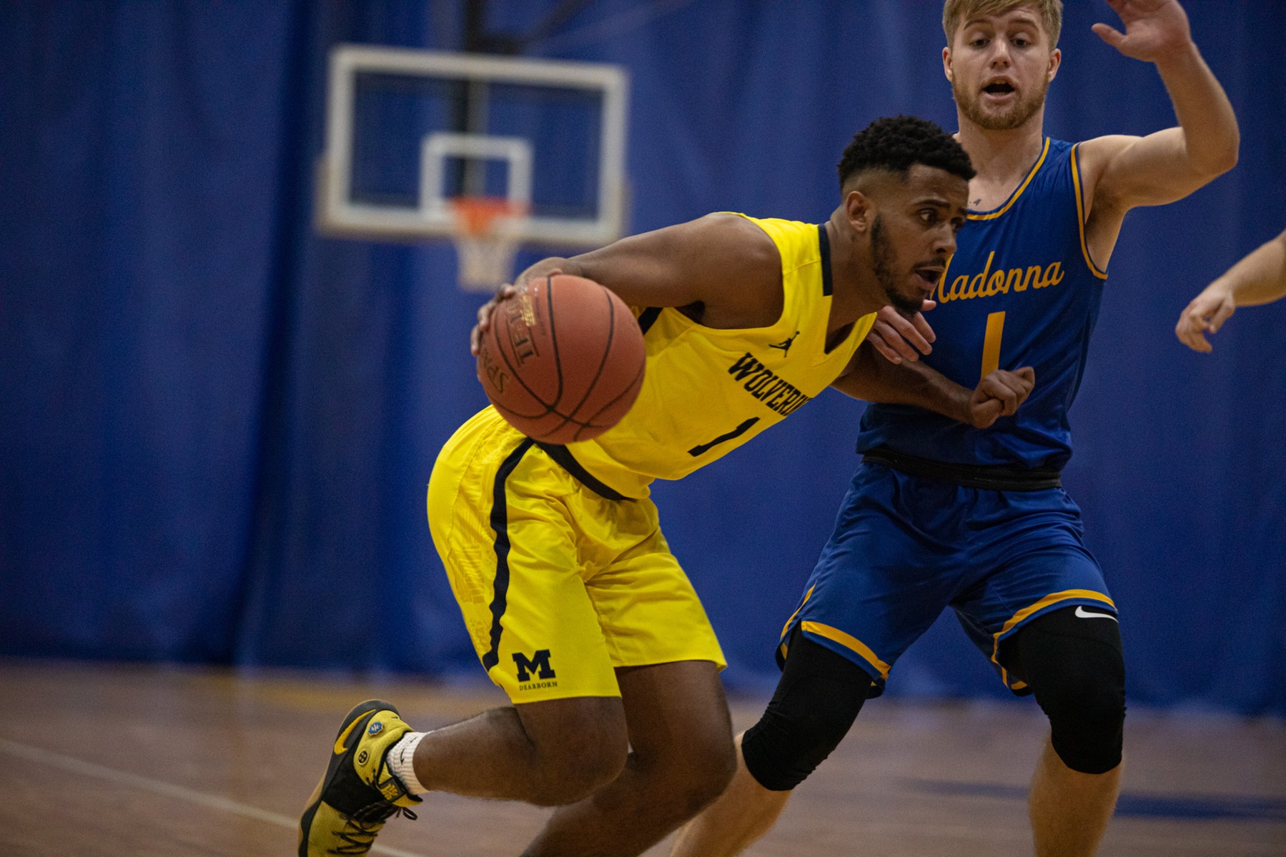 First half deficit too much to overcome for the Wolverines, fall to LTU