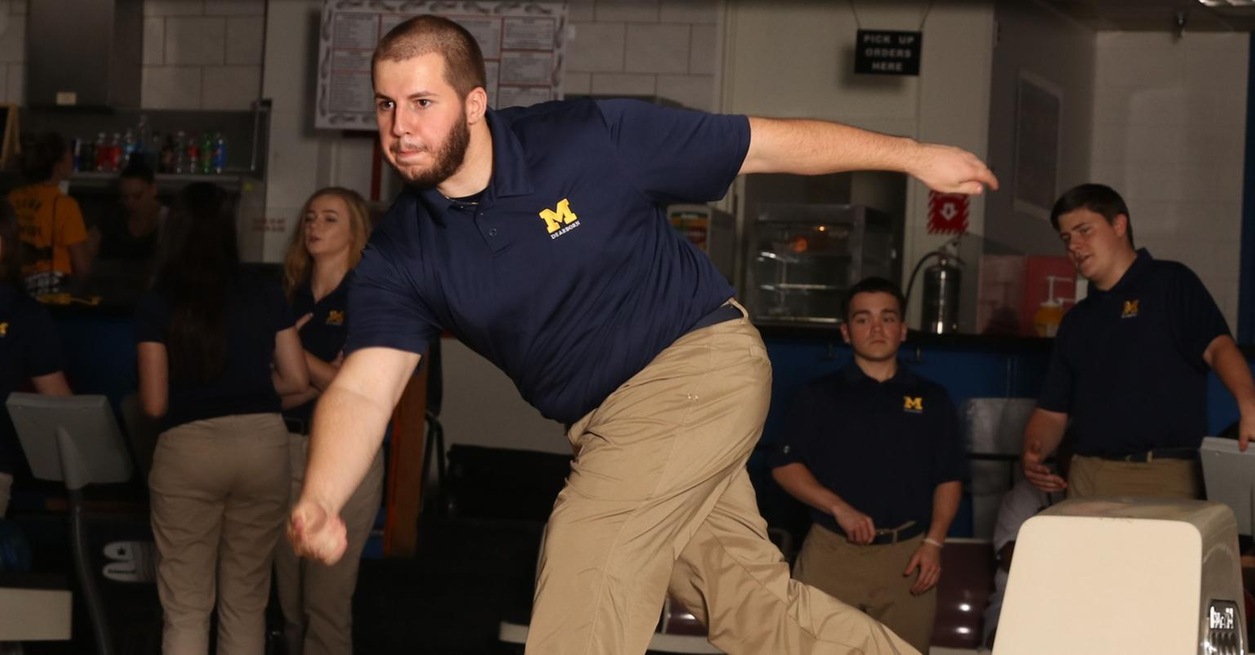 Men's Bowling takes second at Olivet