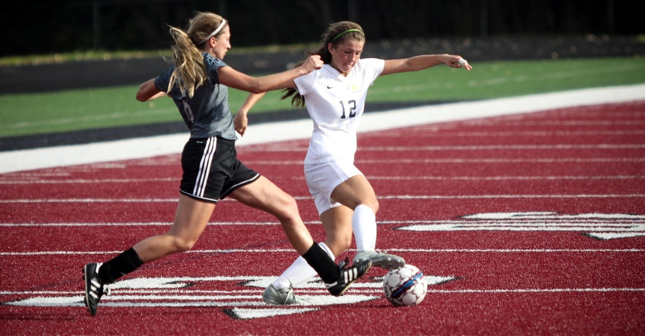 Early goals push Foresters past Wolverines